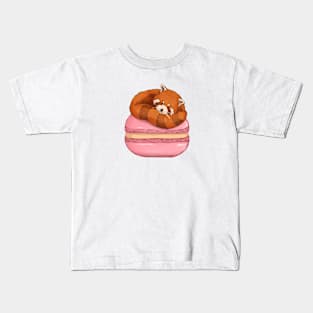 Cute Red Panda and Macaron Kids T-Shirt